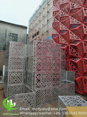 Buen precio Panel de fachada de aluminio con recubrimiento en polvo de 2,5 mm de grosor con patrones personalizados para decoración de muros cortina en línea