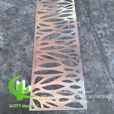 Buen precio estilo de la moda de aluminio pantalla de fachada de revestimiento de metal hoja de flexión de 2,5 mm de espesor para la decoración de la fachada de la pared cortina en línea