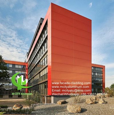 Buen precio Panel sólido de aluminio de 3 mm de grosor con pintura PVDF y colores RAL personalizables para revestimiento de fachada y pared de cortina en línea