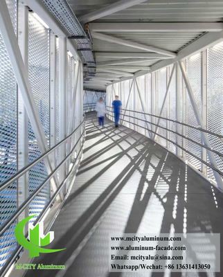 Buen precio Malla de aluminio expandido con recubrimiento en polvo de 2 mm de espesor para revestimiento exterior y decoración en línea