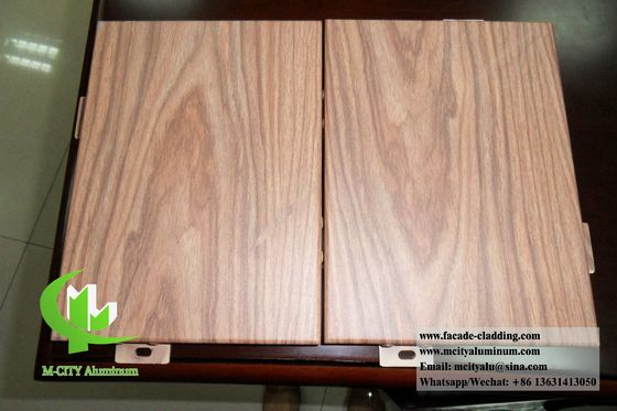 Buen precio Panel de revestimiento de aluminio con veta de madera de 1000x2000 mm con pintura PVDF para fachada y muro cortina en línea