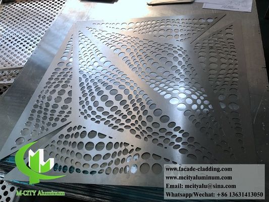 Buen precio Panel de fachada de aluminio perforado con recubrimiento en polvo de 1200x2000 mm con punzonado de torreta CNC en línea