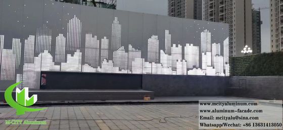 Buen precio Panel de fachada de aluminio perforado con recubrimiento en polvo con colores RAL personalizables y corte láser CNC para pantalla de metal arquitectónico en línea